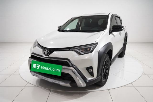 Used Toyota RAV4 2019 2.0L CVT Two-Wheel Drive Fashion X Limited Edition China VI Standard