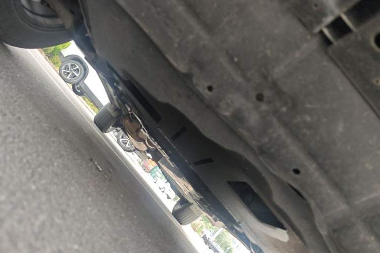 Used Toyota RAV4 2019 2.0L CVT Two-Wheel Drive ZhiShang Version China VI Standard Chassis Front