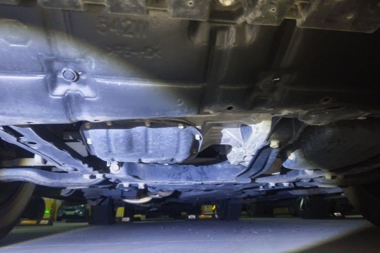 Used Toyota RAV4 2019 2.0L CVT Two-Wheel Drive Luxury Version China VI Standard Chassis Front