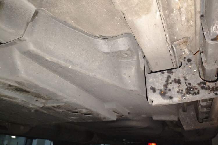 Used Toyota RAV4 2019 2.0L CVT Two-Wheel Drive ZhiShang Version China VI Standard Chassis Front Left
