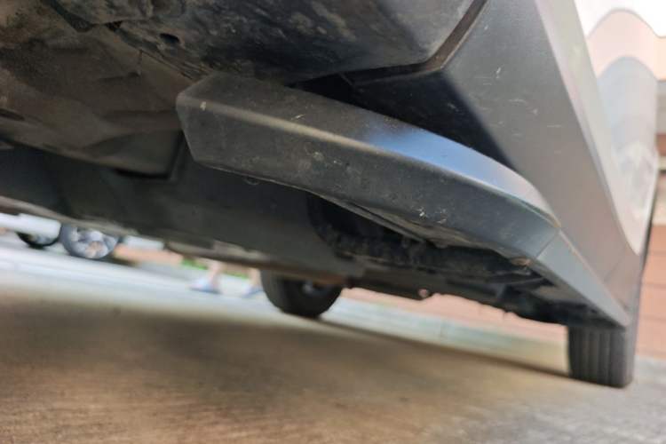 Used Toyota RAV4 2019 2.0L CVT Two-Wheel Drive Luxury Version China VI Standard Chassis Front Left