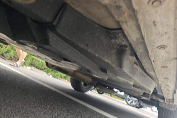 Used Toyota RAV4 2019 2.0L CVT Two-Wheel Drive ZhiShang Version China VI Standard Chassis Front Left