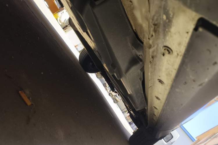 Used Toyota RAV4 2019 2.0L CVT Two-Wheel Drive Luxury Version China VI Standard Chassis Front Left