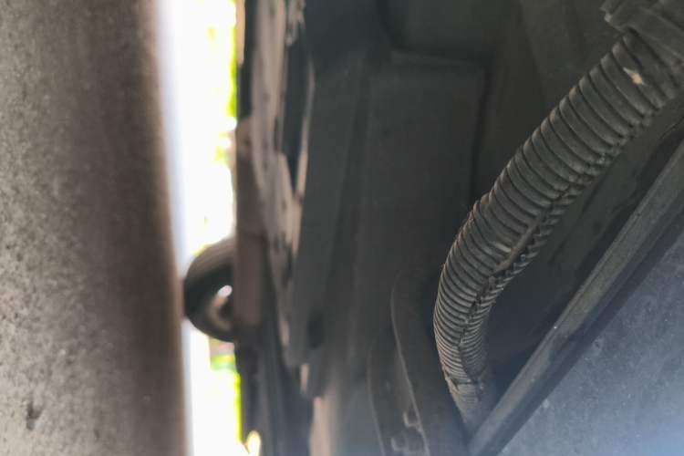 Used Toyota RAV4 2019 2.0L CVT Two-Wheel Drive ZhiShang Version China VI Standard Chassis Front Left
