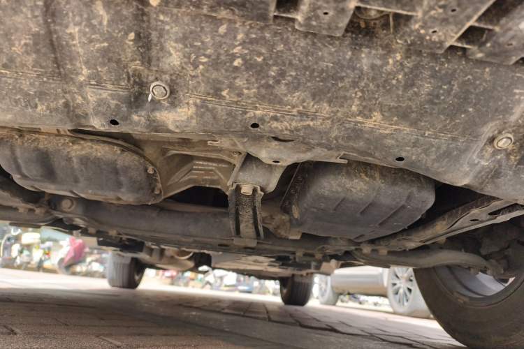 Used Toyota RAV4 2019 2.0L CVT Two-Wheel Drive Comfort Edition China VI Standard Chassis Front