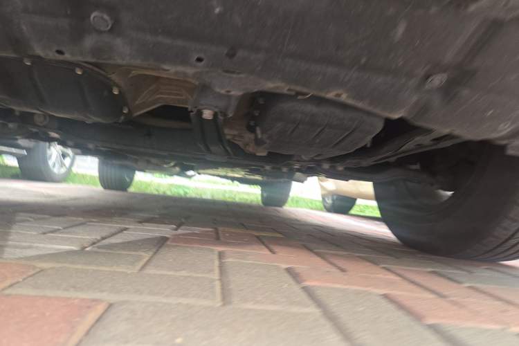 Used Toyota RAV4 2019 2.0L CVT Two-Wheel Drive Comfort Edition China VI Standard Chassis Front