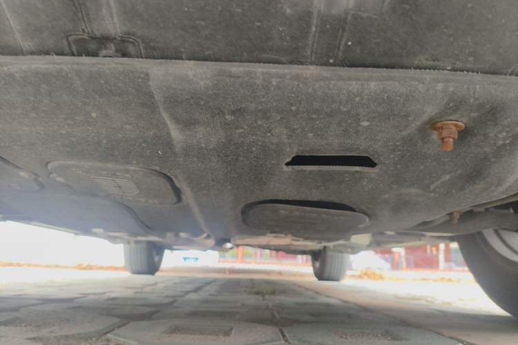 Used Toyota RAV4 2019 2.0L CVT Two-Wheel Drive Luxury Version China VI Standard Chassis Front