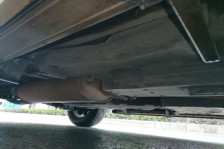 Used Toyota RAV4 2019 2.0L CVT Two-Wheel Drive Luxury Version China VI Standard Chassis Front Right