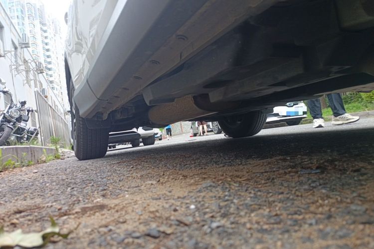 Used Toyota RAV4 2019 2.0L CVT Two-Wheel Drive Luxury Version China VI Standard Chassis Front Right