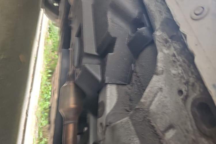Used Toyota RAV4 2019 2.0L CVT Two-Wheel Drive Pioneer Edition China V Standard Chassis Front Right