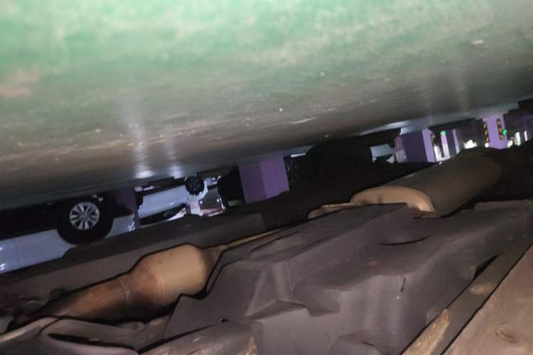 Used Toyota RAV4 2019 2.0L CVT Two-Wheel Drive Luxury Version China VI Standard Chassis Front Right