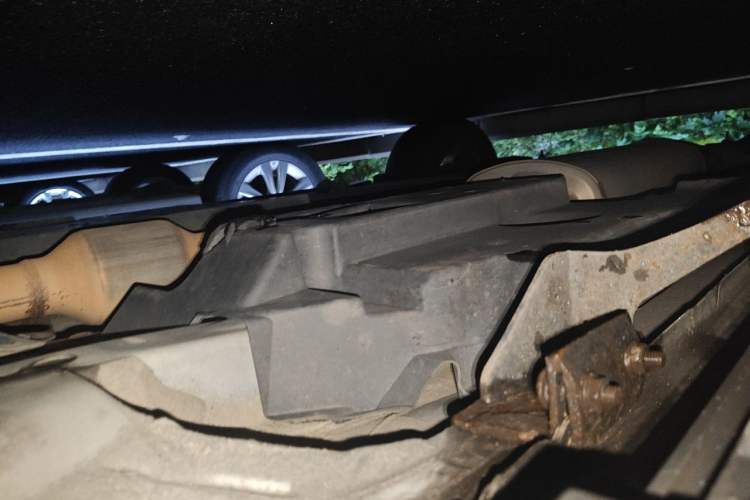 Used Toyota RAV4 2019 2.0L CVT Two-Wheel Drive Pioneer Edition China V Standard Chassis Front Right