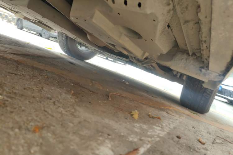 Used Toyota RAV4 2019 2.0L CVT Two-Wheel Drive Comfort Edition China VI Standard Chassis Front Right