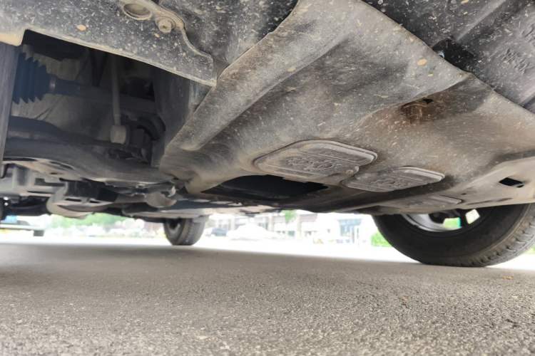 Used Toyota RAV4 2019 2.0L CVT Two-Wheel Drive Comfort Edition China VI Standard Chassis Front Right