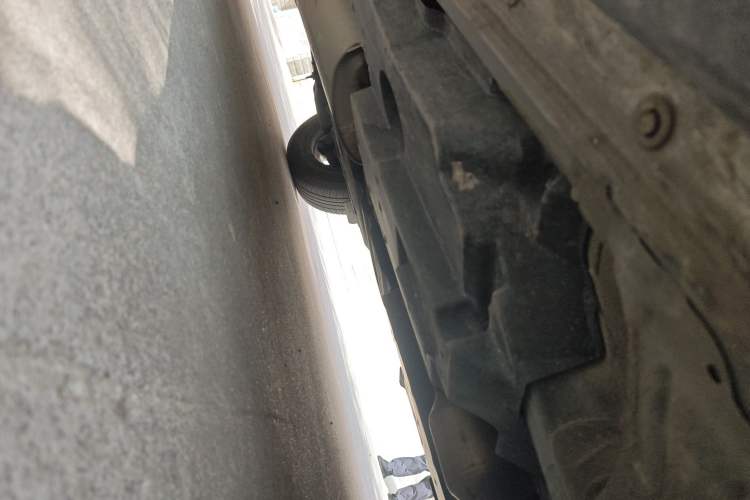Used Toyota RAV4 2019 2.0L CVT Two-Wheel Drive Pioneer Edition China V Standard Chassis Front Right