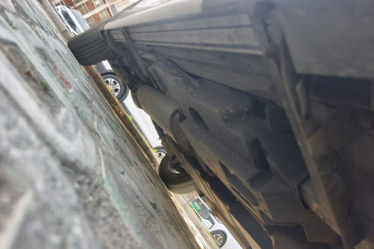 Used Toyota RAV4 2019 2.0L CVT Two-Wheel Drive Luxury Version China VI Standard Chassis Front Right