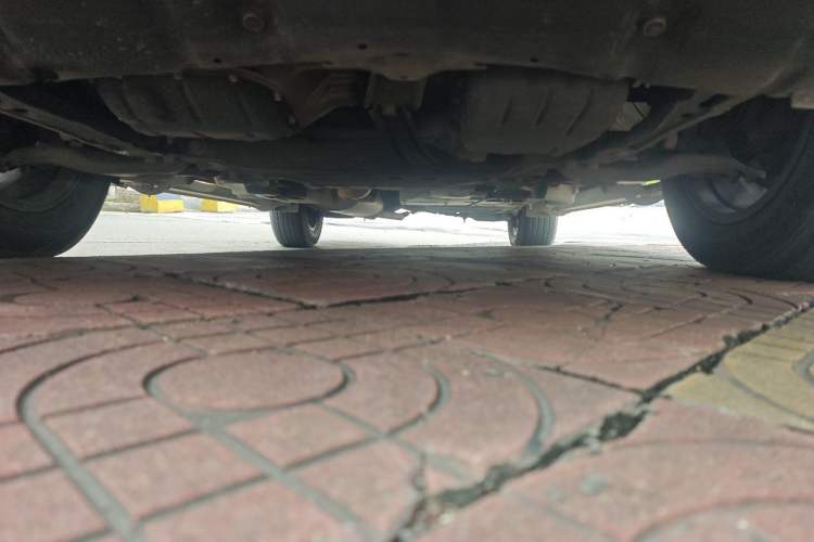 Used Toyota RAV4 2019 2.0L CVT Two-Wheel Drive Luxury Version China VI Standard Chassis Front