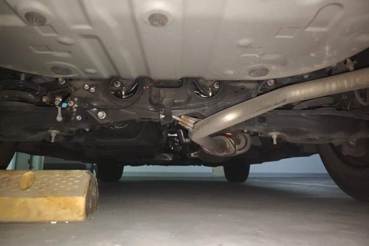 Used Toyota RAV4 2019 2.0L CVT Two-Wheel Drive ZhiShang Version China VI Standard Chassis Rear
