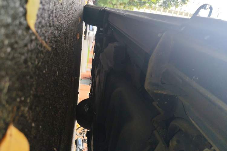 Used Toyota RAV4 2019 2.0L CVT Two-Wheel Drive Luxury Version China VI Standard Chassis Rear Left