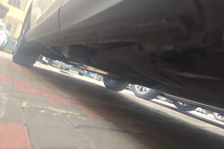 Used Toyota RAV4 2019 2.0L CVT Two-Wheel Drive Comfort Edition China VI Standard Chassis Rear Left