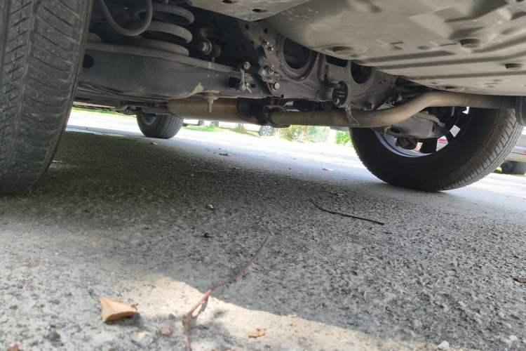 Used Toyota RAV4 2019 2.0L CVT Two-Wheel Drive ZhiShang Version China VI Standard Chassis Rear Left