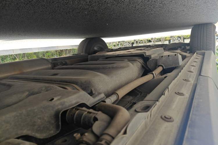 Used Toyota RAV4 2019 2.0L CVT Two-Wheel Drive Luxury Version China VI Standard Chassis Rear Left