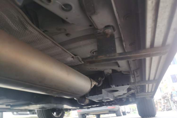 Used Toyota RAV4 2019 2.0L CVT Two-Wheel Drive Luxury Version China VI Standard Chassis Rear Right
