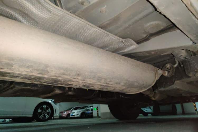 Used Toyota RAV4 2019 2.0L CVT Two-Wheel Drive Luxury Version China VI Standard Chassis Rear Right