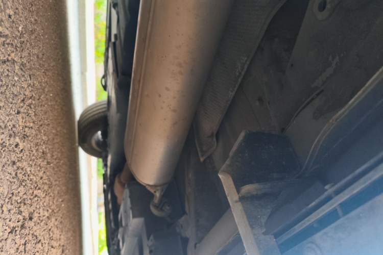 Used Toyota RAV4 2019 2.0L CVT Two-Wheel Drive ZhiShang Version China VI Standard Chassis Rear Right