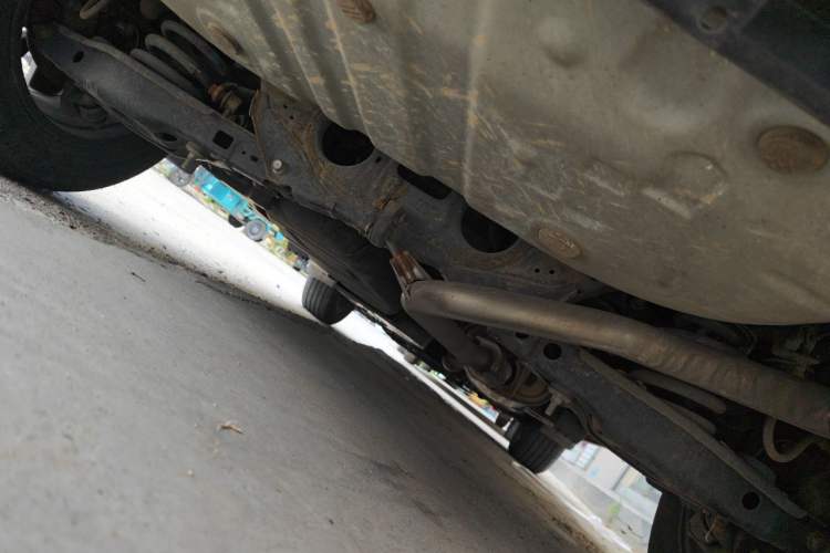 Used Toyota RAV4 2019 2.0L CVT Two-Wheel Drive Luxury Version China VI Standard Chassis Rear Right