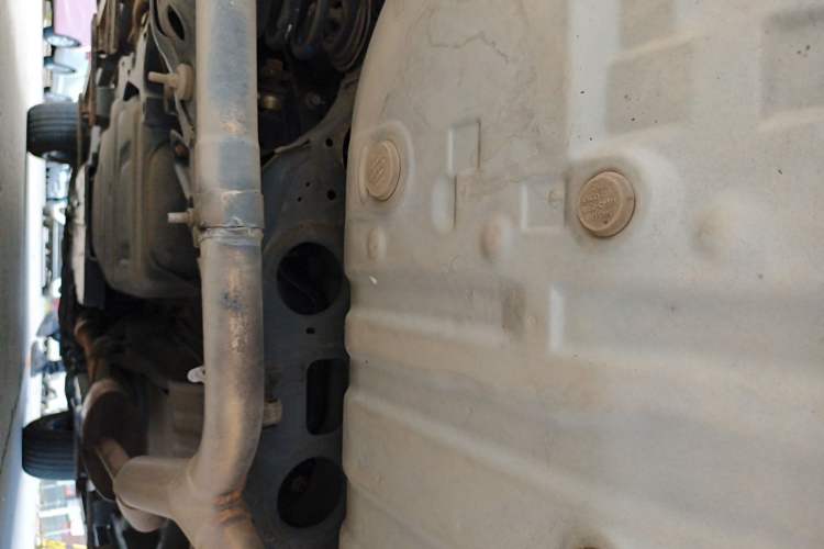 Used Toyota RAV4 2019 2.0L CVT Two-Wheel Drive Comfort Edition China VI Standard Chassis Rear