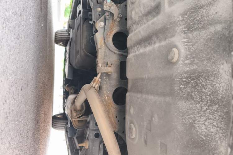 Used Toyota RAV4 2019 2.0L CVT Two-Wheel Drive ZhiShang Version China VI Standard Chassis Rear