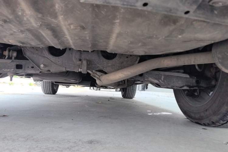 Used Toyota RAV4 2019 2.0L CVT Two-Wheel Drive Pioneer Edition China VI Standard Chassis Rear