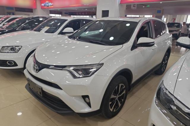 Used Toyota RAV4 2019 2.0L CVT Two-Wheel Drive Pioneer Edition China VI Standard