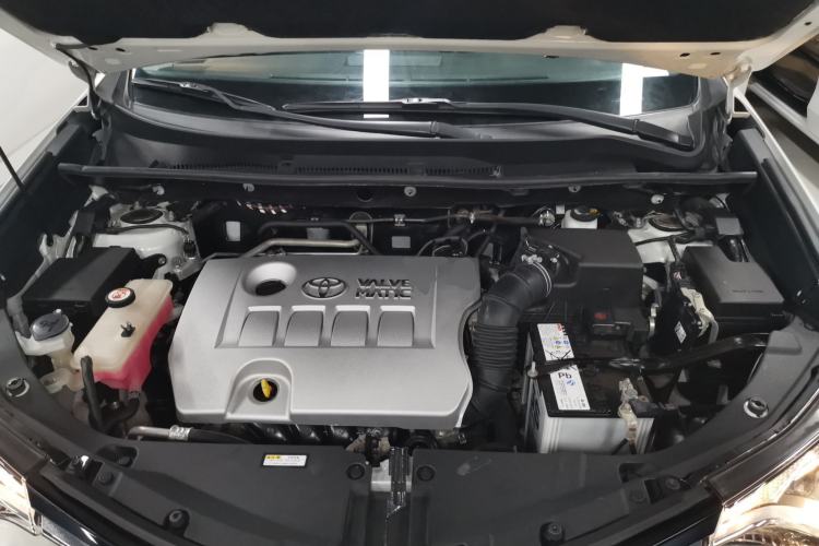Used Toyota RAV4 2019 2.0L CVT Two-Wheel Drive Pioneer Edition China V Standard Engine Bay