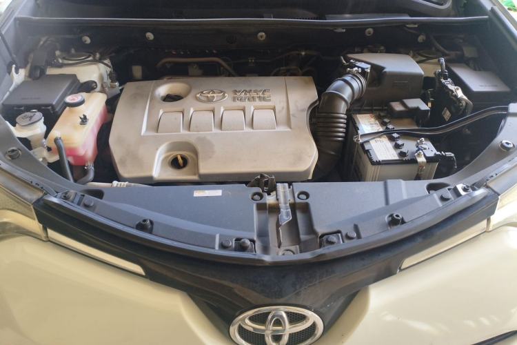 Used Toyota RAV4 2019 2.0L CVT Two-Wheel Drive Pioneer Edition China V Standard Engine Bay