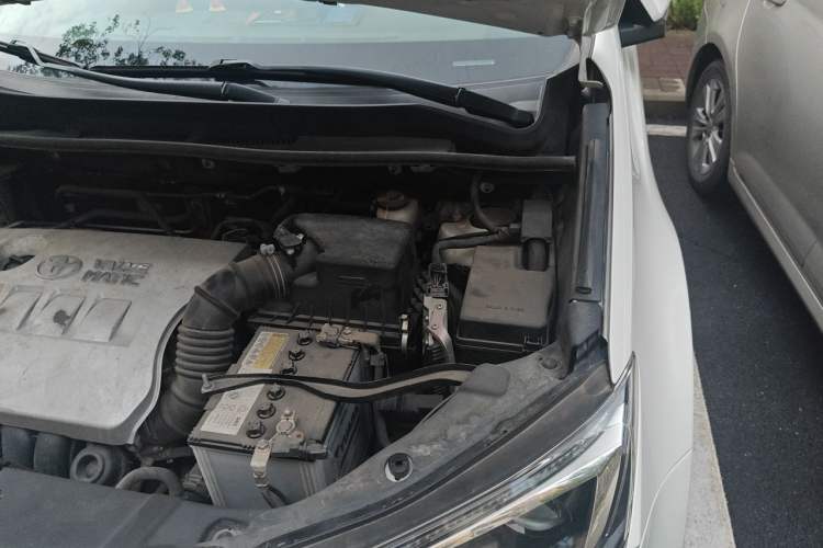 Used Toyota RAV4 2019 2.0L CVT Two-Wheel Drive Pioneer Edition China V Standard Engine Bay Left