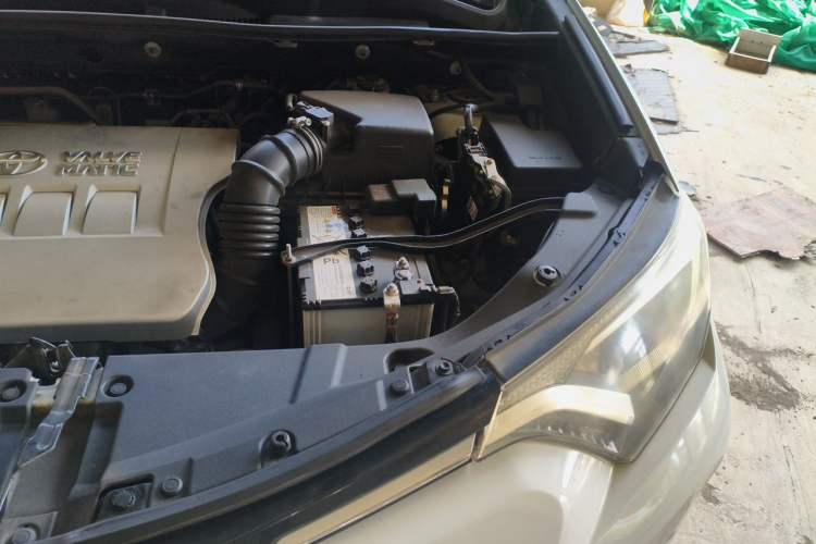 Used Toyota RAV4 2019 2.0L CVT Two-Wheel Drive Pioneer Edition China V Standard Engine Bay Left