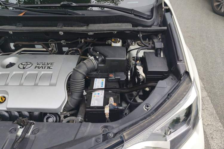 Used Toyota RAV4 2019 2.0L CVT Two-Wheel Drive Pioneer Edition China V Standard Engine Bay Left