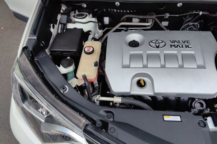 Used Toyota RAV4 2019 2.0L CVT Two-Wheel Drive Pioneer Edition China V Standard Engine Bay Right