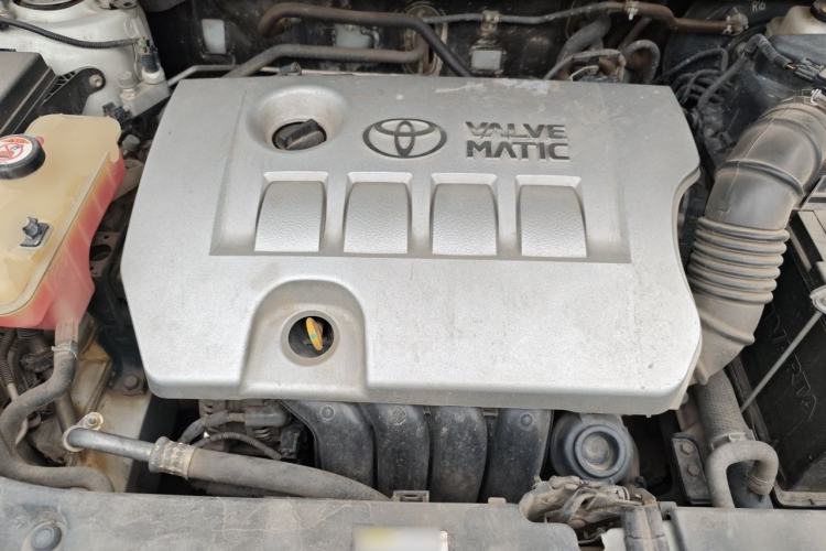 Used Toyota RAV4 2019 2.0L CVT Two-Wheel Drive Urban Edition China VI Standard Engine Bay