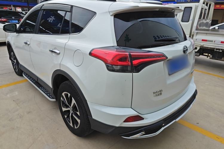 Used Toyota RAV4 2019 2.0L CVT Two-Wheel Drive Pioneer Edition China V Standard Exterior 2