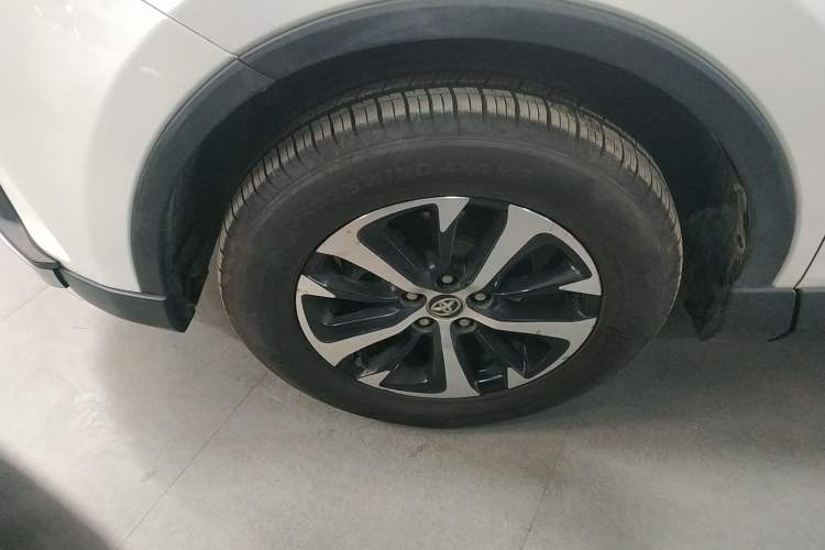 Used Toyota RAV4 2019 2.0L CVT Two-Wheel Drive Pioneer Edition China VI Standard Exterior 7