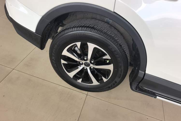 Used Toyota RAV4 2019 2.0L CVT Two-Wheel Drive ZhiShang Version China VI Standard Exterior 8