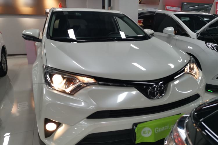 Used Toyota RAV4 2019 2.0L CVT Two-Wheel Drive Pioneer Edition China V Standard Front