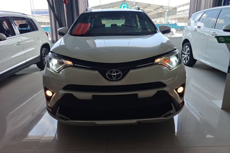Used Toyota RAV4 2019 2.0L CVT Two-Wheel Drive Pioneer Edition China VI Standard Front