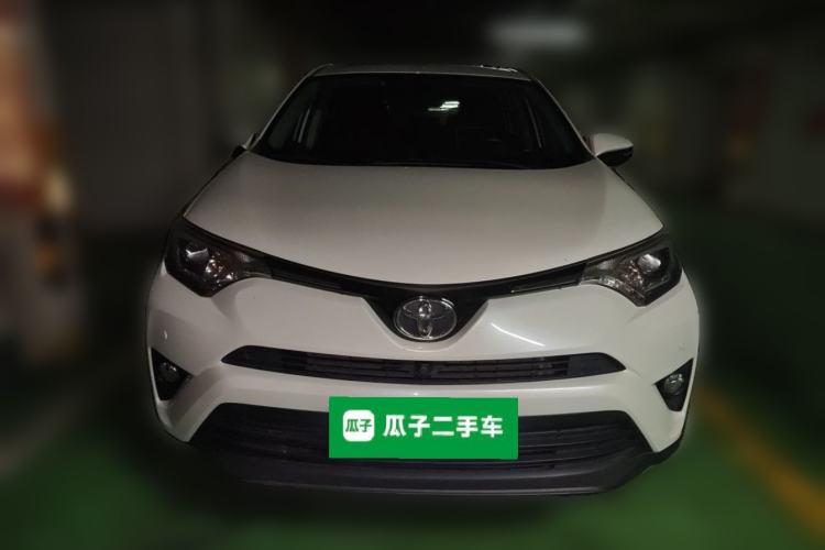 Used Toyota RAV4 2019 2.0L CVT Two-Wheel Drive Comfort Edition China VI Standard Front