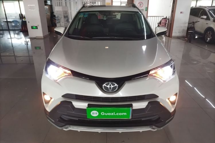 Used Toyota RAV4 2019 2.0L CVT Two-Wheel Drive Pioneer Edition China V Standard Front