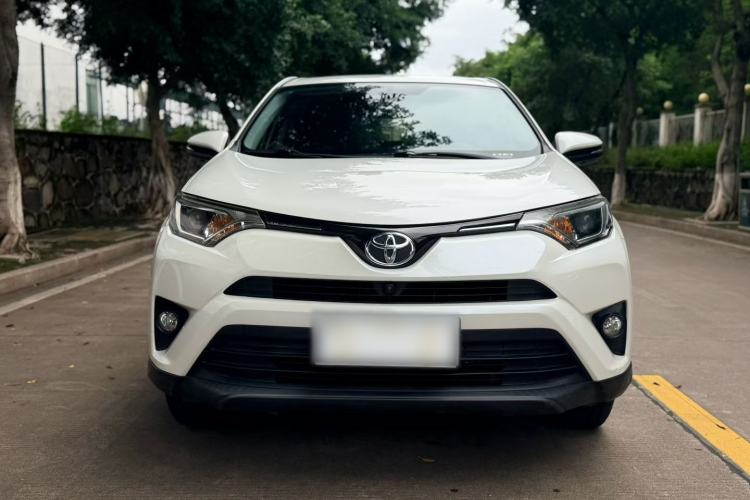 Used Toyota RAV4 2019 2.0L CVT Two-Wheel Drive Pioneer Edition China V Standard Front