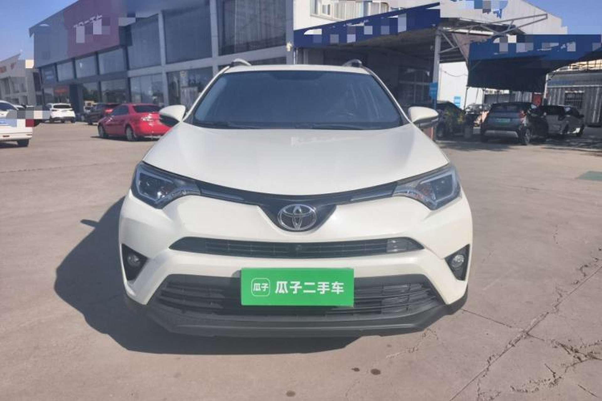 Used Toyota RAV4 2019 2.0L CVT Two-Wheel Drive Luxury Version China VI Standard Front